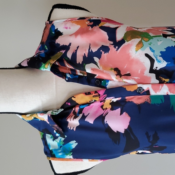 Nordstrom Multi-colored Shirt Tie Front 100% Polyester Size Small - Picture 6 of 7